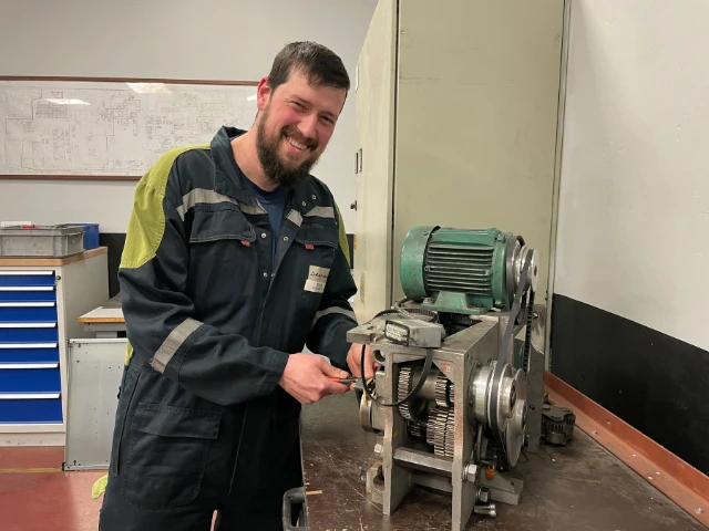 Aurubis Thijs at work portrait 