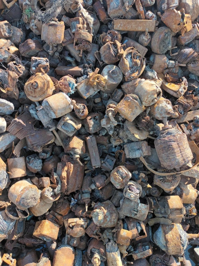 Kupfer-, Eisen- und Bimetallschrott