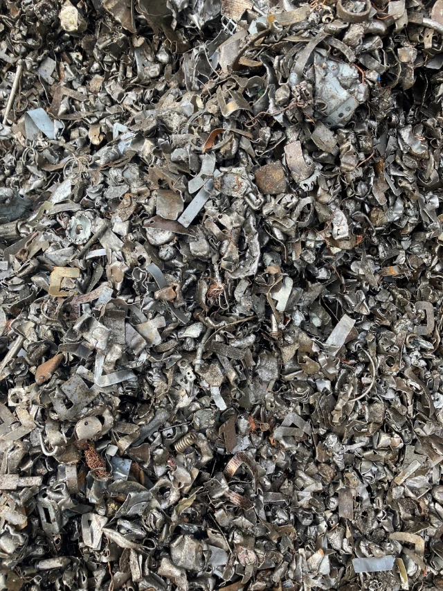 Kupfer-, Eisen- und Bimetallschrott