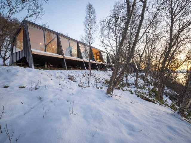 Aurora-2.0-102-scaled