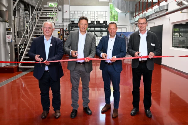 Eindrücke von der Neueröffnung von Aurubis RETORTE